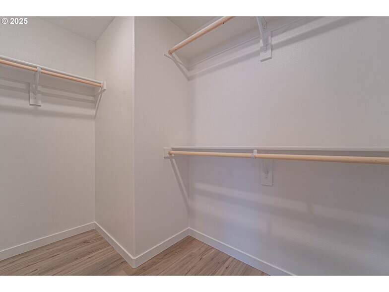 More Photos Of 4943 NE 2nd Ct, Vancouver Multifamily For Sale