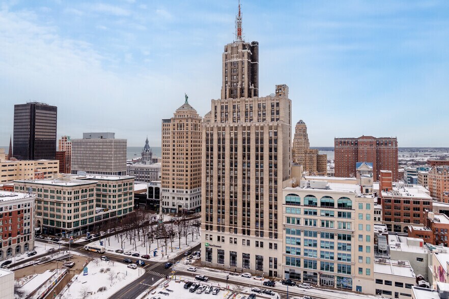 More Photos Of 14 Lafayette Sq, Buffalo Office For Sale