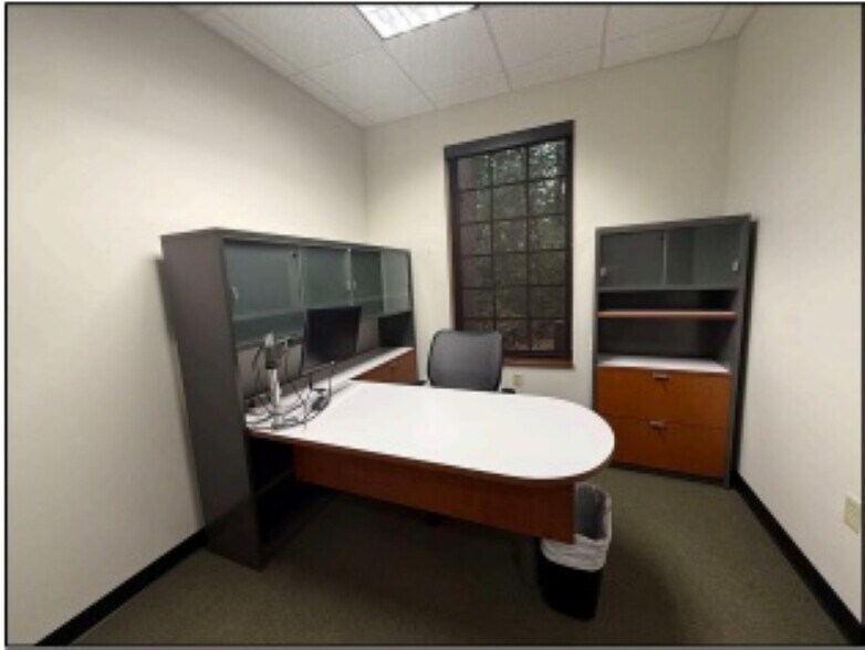 More Photos Of 1771 Indian Wood Cir, Maumee Office For Sale