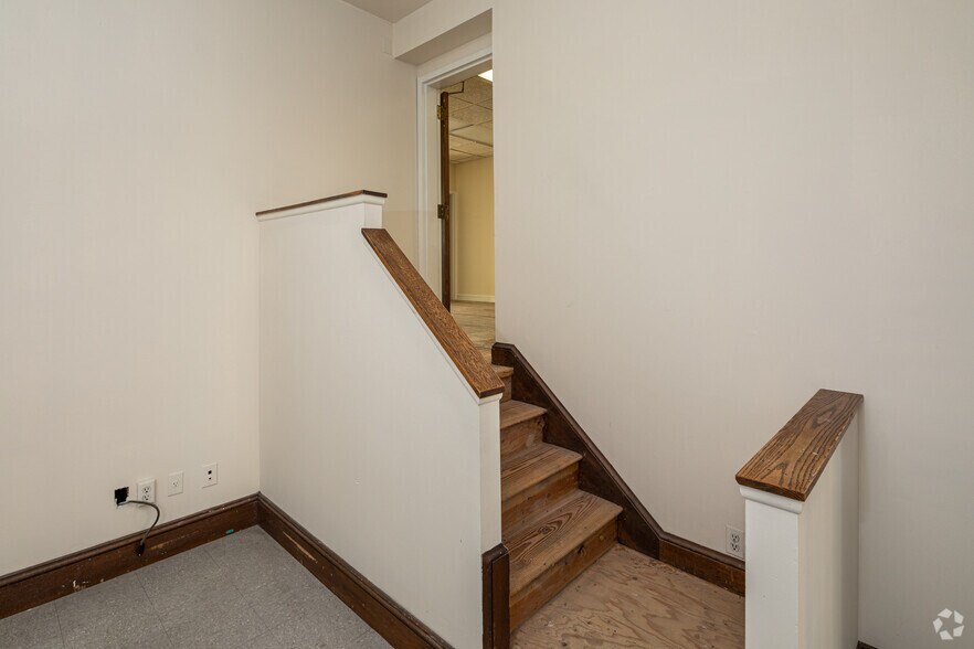 More Photos Of 471-473 H St NW, Washington Office Residential For Sale