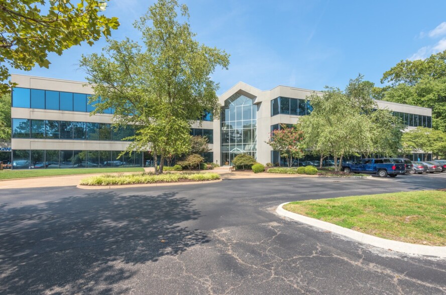 Primary Photo Of 22 Enterprise Pky, Hampton Office For Lease