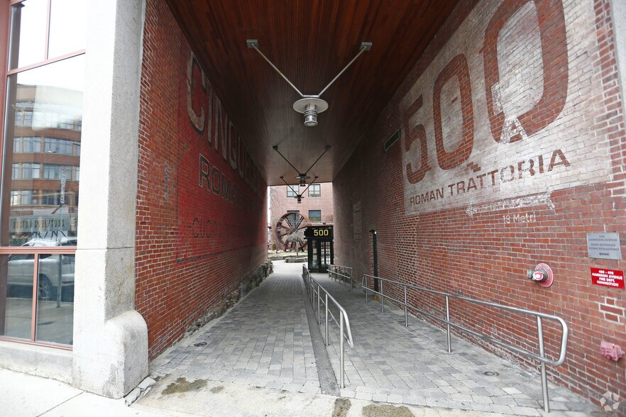 More Photos Of 460-520 Harrison Ave, Boston Apartments For Lease