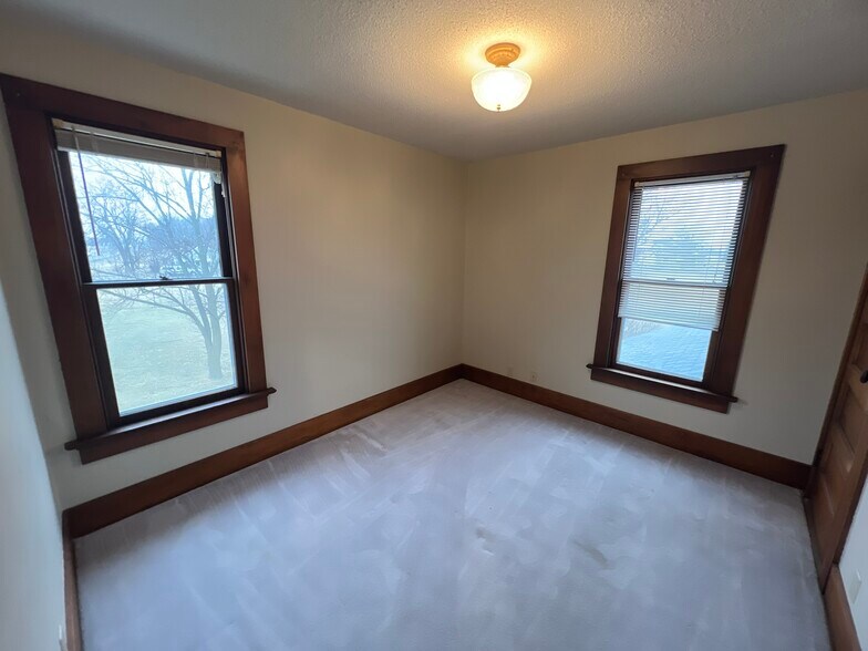 More Photos Of 7405/7409 Wayne Trce, Fort Wayne Storefront Retail Residential For Sale