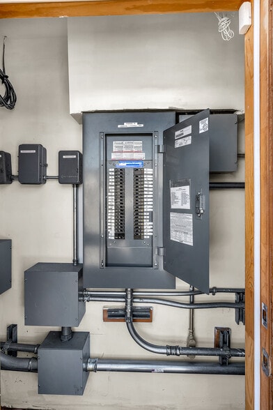 More Photos Of 658 Lebec Rd, Lebec Restaurant For Sale