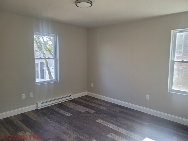 More Photos Of 121 S Main St, Alburtis Apartments For Sale