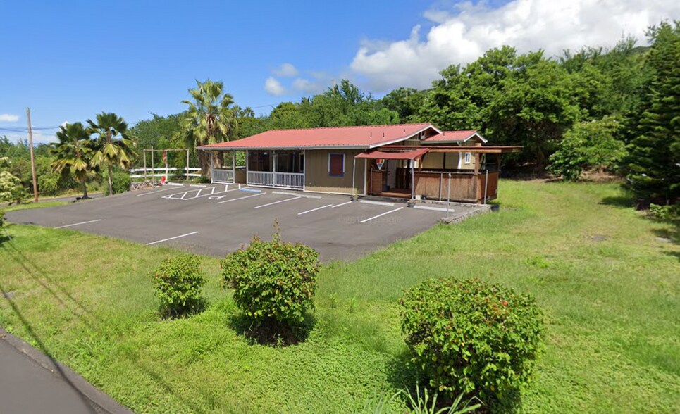 More Photos Of 82-5674 Kahau Pl, Captain Cook Restaurant For Lease