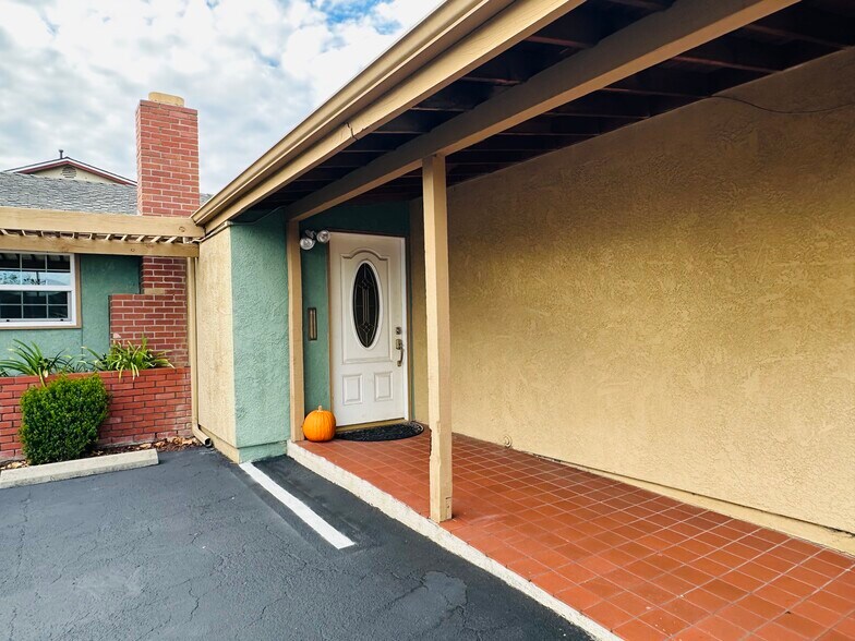 More Photos Of 1248 Laurel Ln, San Luis Obispo Office Residential For Sale