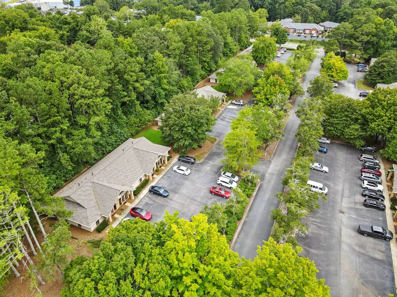 More Photos Of 11285 Elkins Rd, Roswell Office Residential For Sale