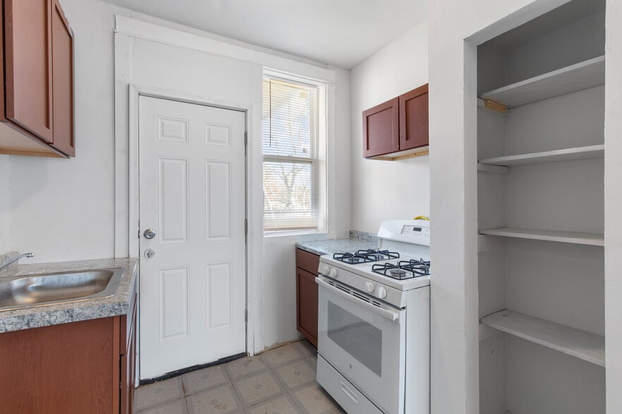 More Photos Of 4981 Rosalie St, Saint Louis Apartments For Sale