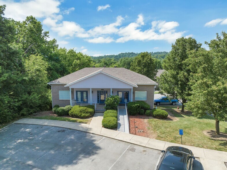 More Photos Of 3130 Saint Anthony Gardens Dr, Louisville Apartments For Sale