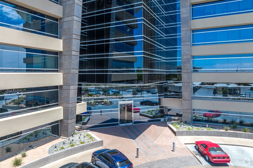 More Photos Of 14850 N Scottsdale Rd, Scottsdale Office For Lease