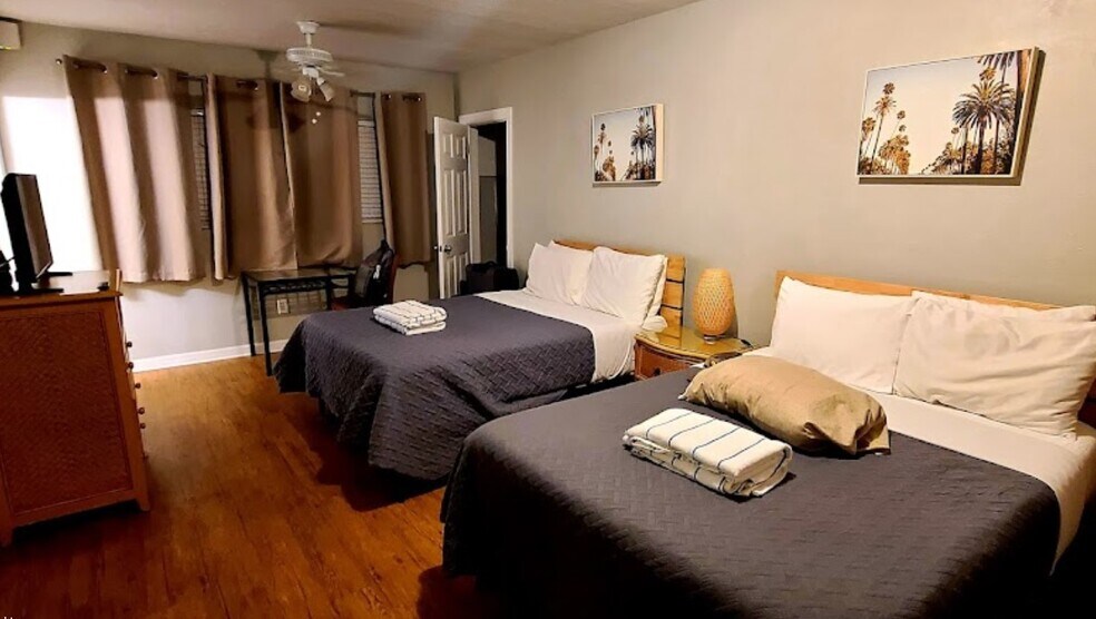 More Photos Of 345 Hamden Dr, Clearwater Hotel For Sale