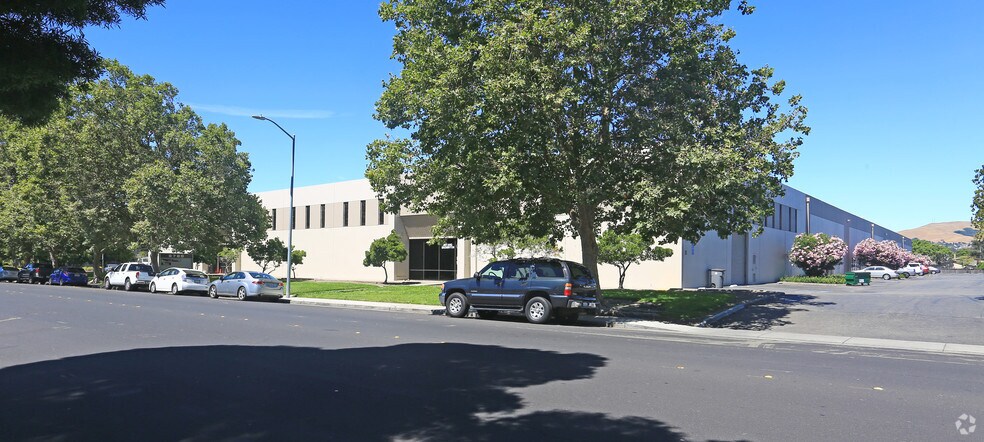 More Photos Of 6800 Sierra Ct, Dublin Unknown For Lease