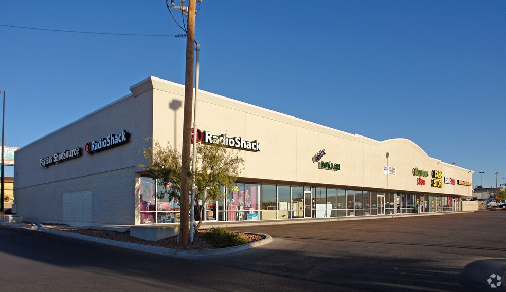 More Photos Of 10705 Gateway West Blvd, El Paso Freestanding For Lease