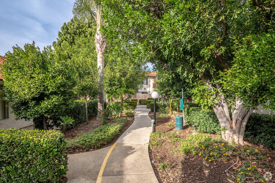 More Photos Of 1001 N Harbor Blvd, La Habra Apartments For Sale