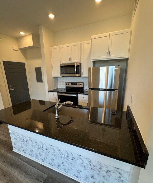 More Photos Of 1179 7th St E, Saint Paul Apartments For Sale