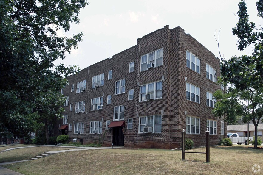 More Photos Of 130 NW 17th St, Oklahoma City Apartments For Sale