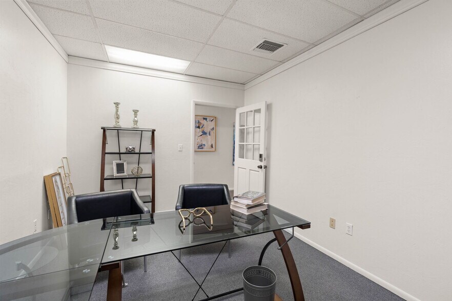 More Photos Of 3949 Evans Ave, Fort Myers Medical For Sale