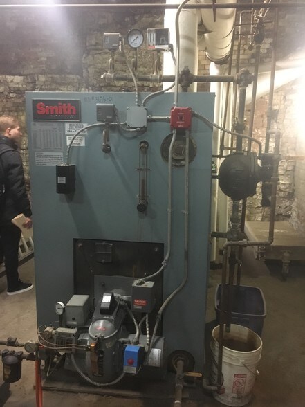 More Photos Of 301 Walton Ave, Bronx Warehouse For Sale