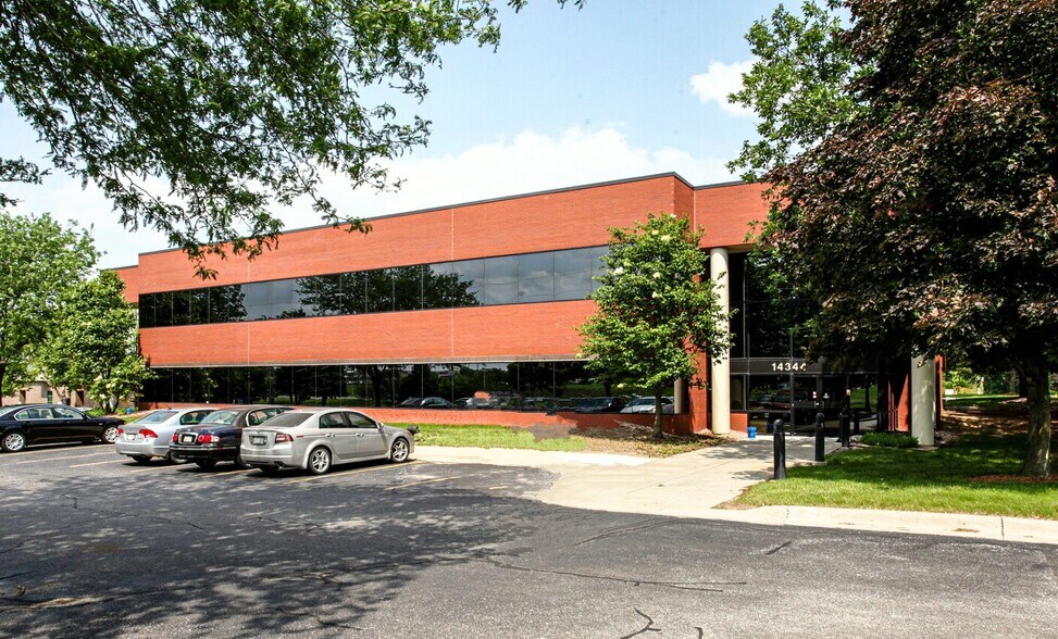 More Photos Of 14344 Y St, Omaha Office For Lease