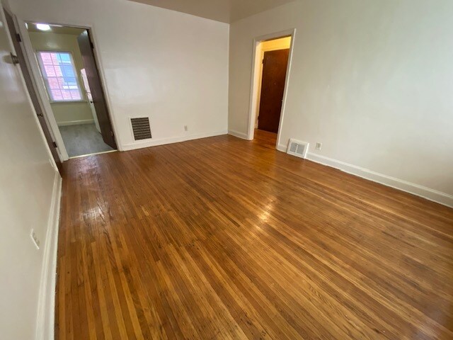 More Photos Of 1455 S 3rd St, Louisville Apartments For Sale