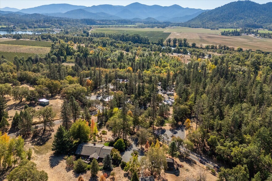 More Photos Of 7501 Lower River Rd, Grants Pass Trailer Camper Park For Sale