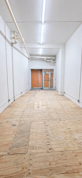 More Photos Of 10-40 Shore Blvd, Brooklyn Apartments For Lease