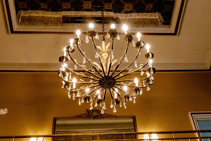 More Photos Of , Brookfield Unknown For Sale