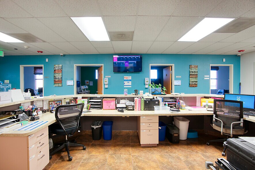 More Photos Of 44765 W Hathaway Ave, Maricopa Medical For Sale