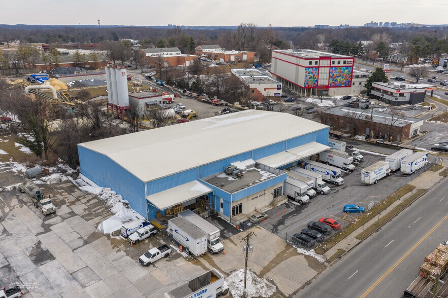 More Photos Of 14819 Southlawn Ln, Rockville Warehouse For Lease