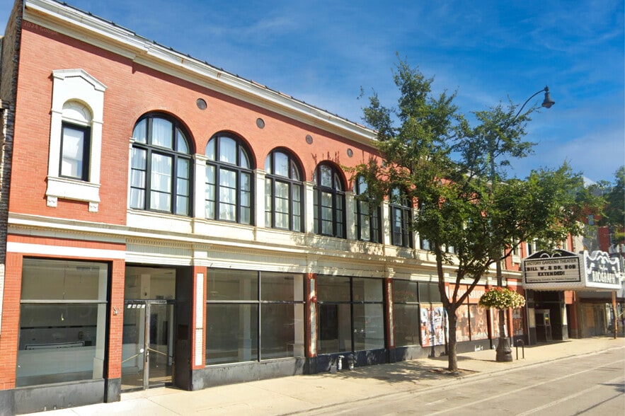Primary Photo Of 2433-2443 N Lincoln Ave, Chicago Storefront For Lease