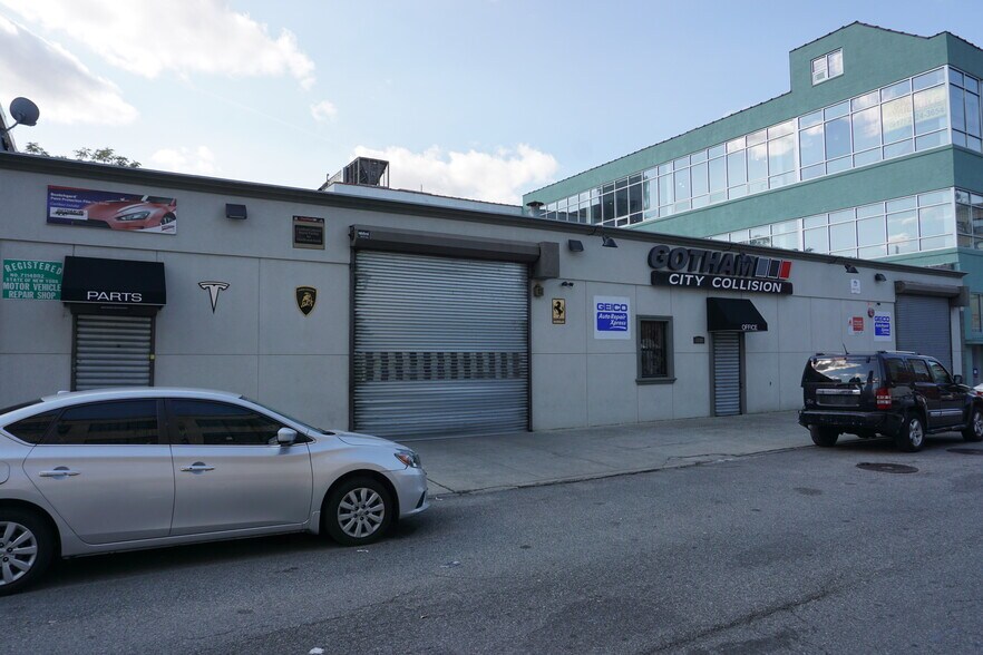 Primary Photo Of 1130 44 Rd, Long Island City Warehouse For Sale