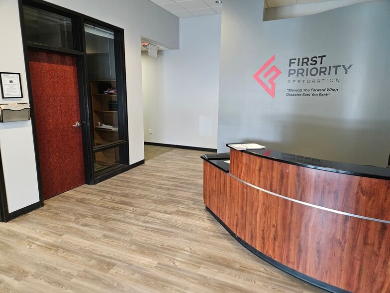 More Photos Of 5056 Angola Rd, Toledo Manufacturing For Lease