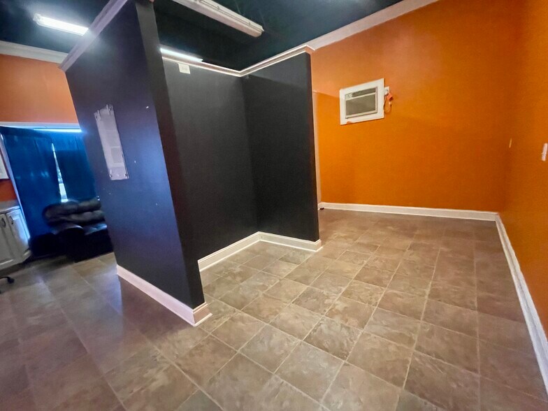 More Photos Of 92 Fleming St, Fredericksburg Unknown For Lease