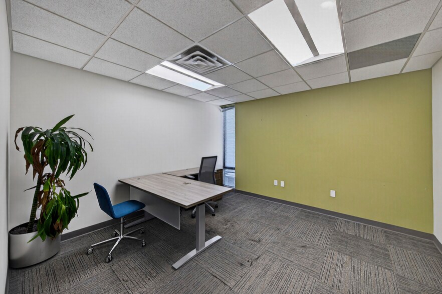 More Photos Of 2101 N Andrews Ave, Fort Lauderdale Office For Lease