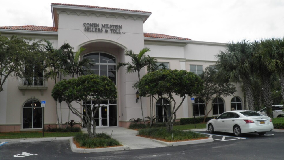 More Photos Of 2925 Pga Blvd, Palm Beach Gardens Office For Lease