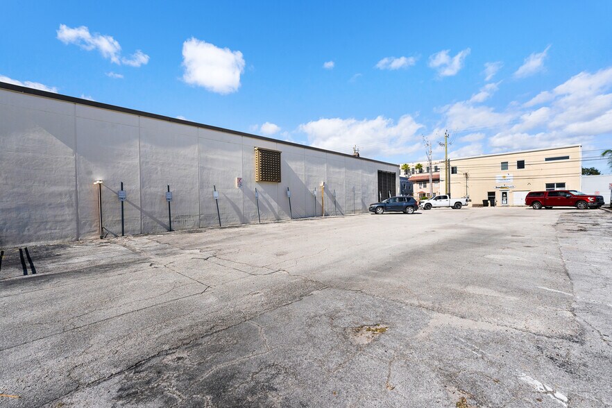 More Photos Of 1507 20th St, Vero Beach Medical For Lease