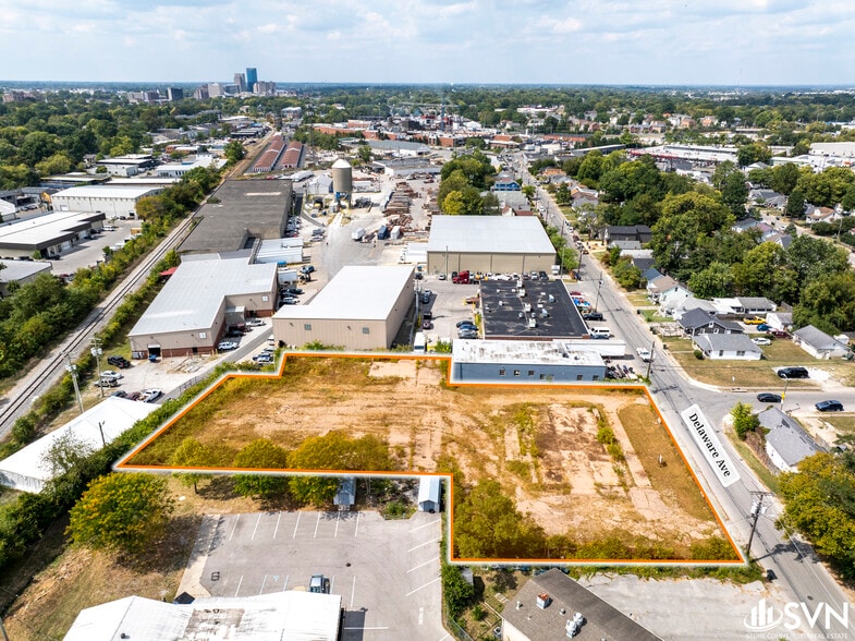 More Photos Of 1000 Delaware Ave, Lexington Auto Repair For Lease
