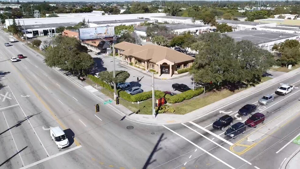 More Photos Of 5991 Anglers Ave, Fort Lauderdale Bank For Lease