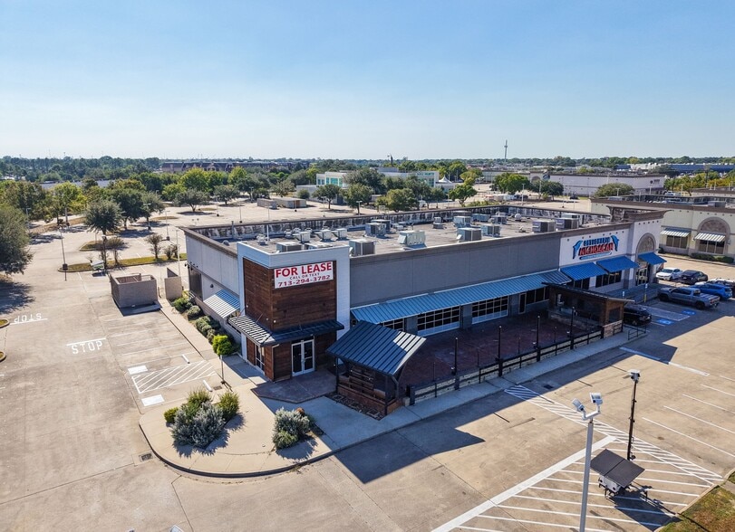 More Photos Of 12802-12808 Gulf Fwy, Houston Unknown For Lease