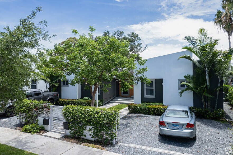 More Photos Of 5742 SW 62nd St, Coral Gables Apartments For Sale