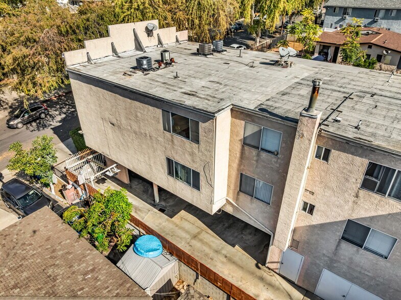 More Photos Of 3350 Drew St, Los Angeles Apartments For Sale