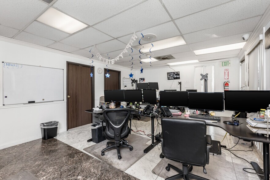 More Photos Of 13663 Prairie Ave, Hawthorne Office For Sale