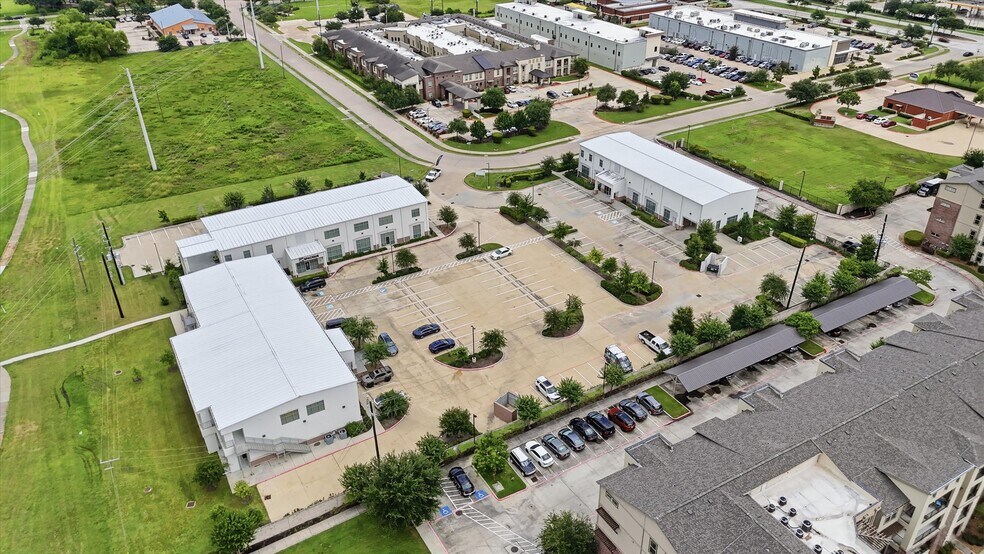 More Photos Of , Pearland Office For Sale