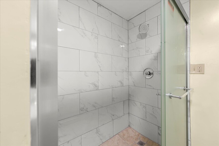 More Photos Of 12860 San Pablo Ave, Richmond Restaurant For Sale