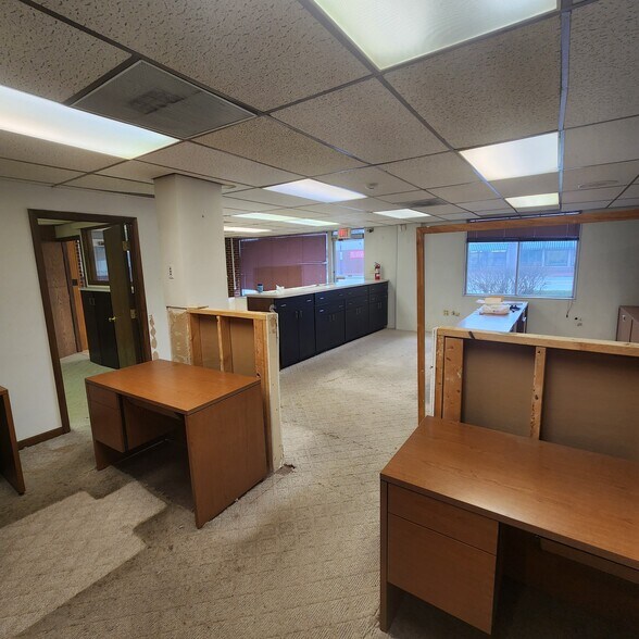 More Photos Of 2671 Sheridan Rd, Zion Apartments For Lease