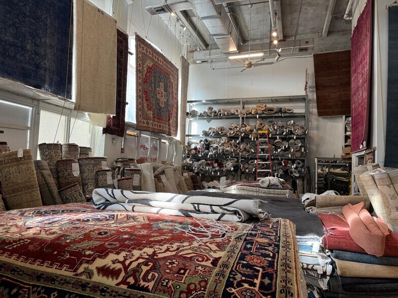 More Photos Of 2801 Biscayne Blvd, Miami Freestanding For Lease