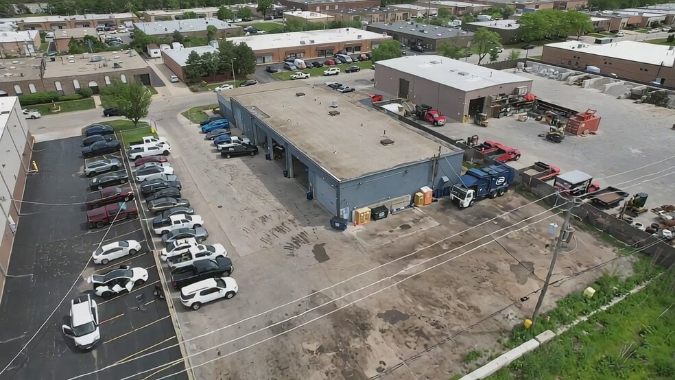 Primary Photo Of 1103 Morse Ave, Schaumburg Service For Sale