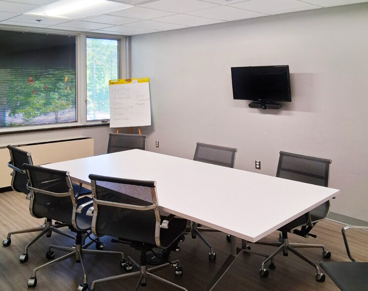 More Photos Of 3299 Woodburn Rd, Annandale Medical For Lease