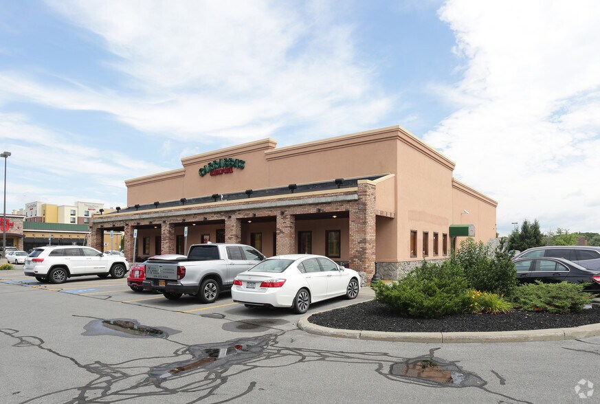 More Photos Of 675 Troy Schenectady Rd, Latham Restaurant For Lease
